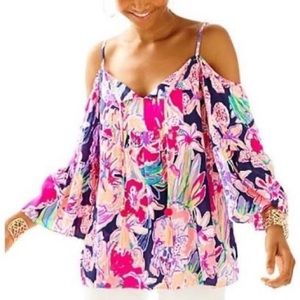 Lilly Pulitzer Alanna Top in Navy Tipping - EUC Size XS